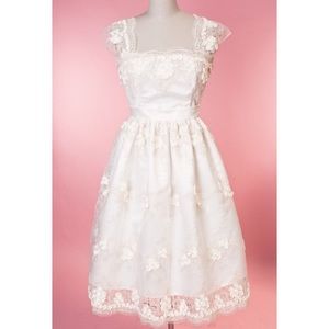 NWT: Bettie Page Bernadette Ivory Party Dress